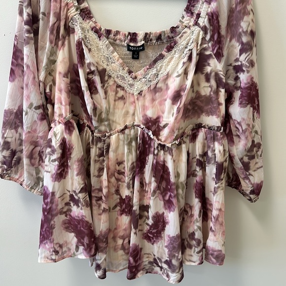 Torrid • Babydoll Crinkle Chiffon Blouson Sleeve Top • Sz 1X (14-16) • NWT!! - Picture 2 of 9
